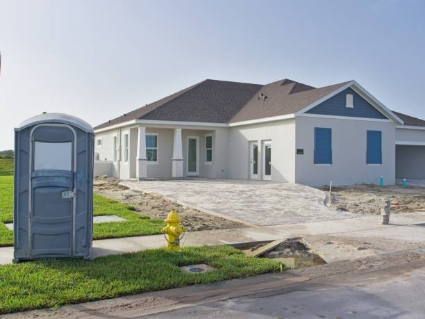 Portable Toilet Options We Offer in Briar, TX